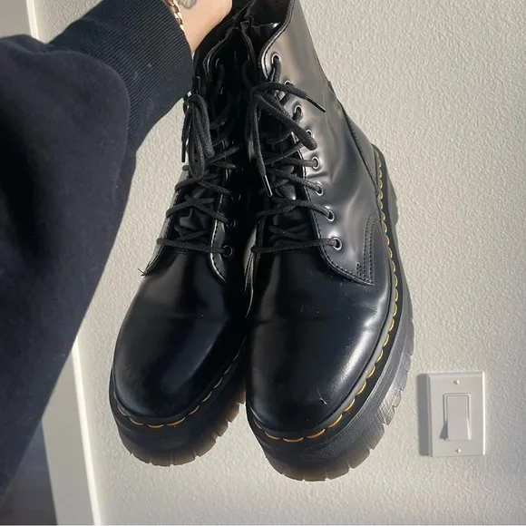 Dr. Martens Jadon Boot - Picture 2 of 3